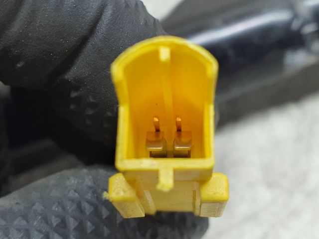 bontott ALFA ROMEO GIULIETTA Bal első Övfeszítő