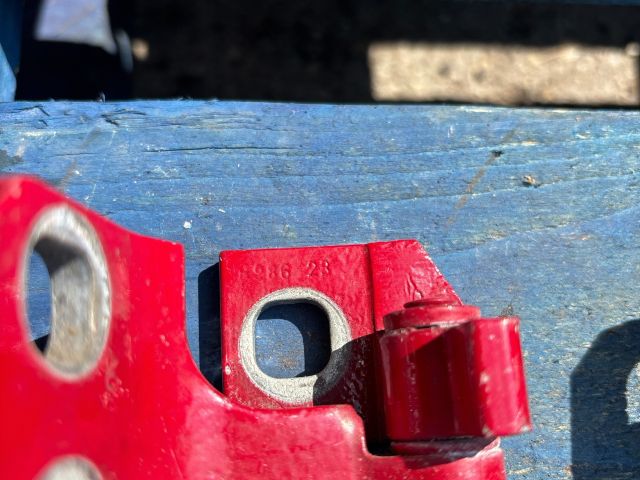 bontott ALFA ROMEO GIULIETTA Bal első Zsanér