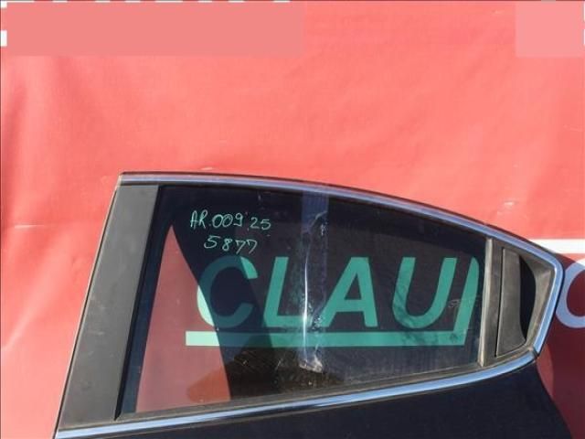 bontott ALFA ROMEO GIULIETTA Bal hátsó Ablak