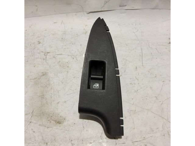 bontott ALFA ROMEO GIULIETTA Bal hátsó Ablakemelő Kapcsoló