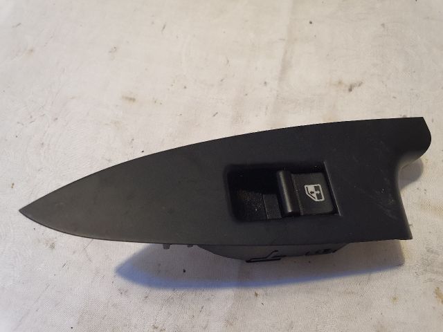 bontott ALFA ROMEO GIULIETTA Bal hátsó Ablakemelő Kapcsoló