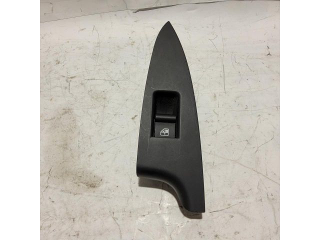 bontott ALFA ROMEO GIULIETTA Bal hátsó Ablakemelő Kapcsoló