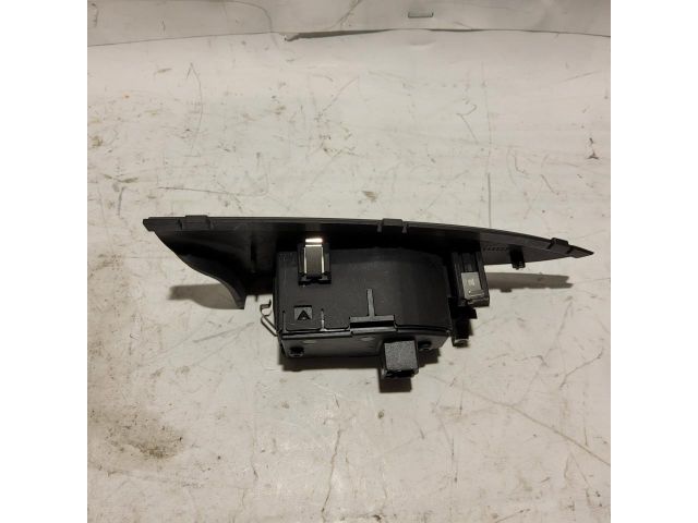 bontott ALFA ROMEO GIULIETTA Bal hátsó Ablakemelő Kapcsoló