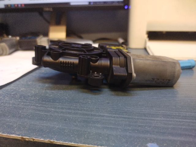 bontott ALFA ROMEO GIULIETTA Bal hátsó Ablakemelő Motor