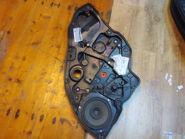 bontott ALFA ROMEO GIULIETTA Bal hátsó Ablakemelő Szerkezet (Elektromos)