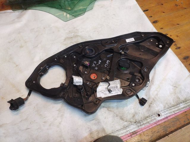 bontott ALFA ROMEO GIULIETTA Bal hátsó Ablakemelő Szerkezet (Elektromos)