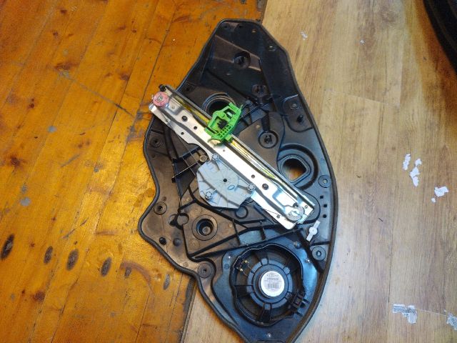 bontott ALFA ROMEO GIULIETTA Bal hátsó Ablakemelő Szerkezet (Elektromos)