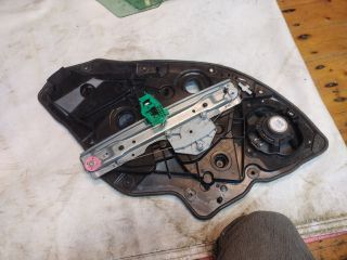 bontott ALFA ROMEO GIULIETTA Bal hátsó Ablakemelő Szerkezet (Elektromos)