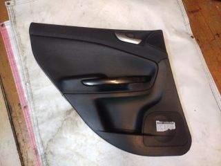 bontott ALFA ROMEO GIULIETTA Bal hátsó Ajtó Kárpit