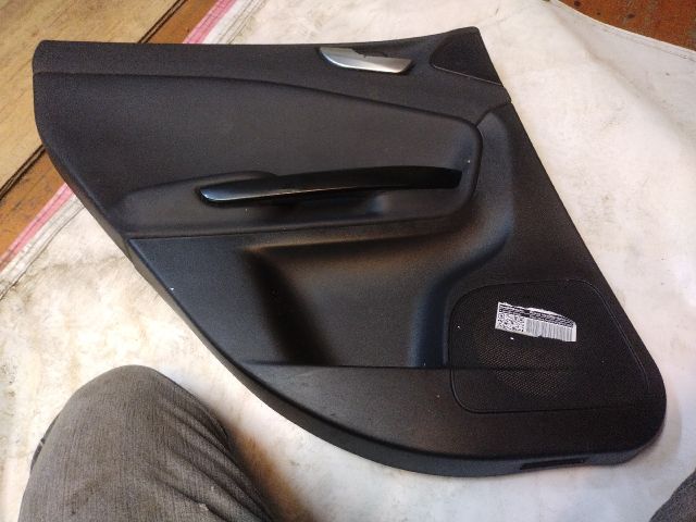 bontott ALFA ROMEO GIULIETTA Bal hátsó Ajtó Kárpit