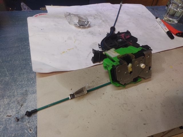 bontott ALFA ROMEO GIULIETTA Bal hátsó Ajtózár