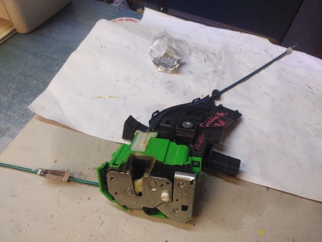 bontott ALFA ROMEO GIULIETTA Bal hátsó Ajtózár