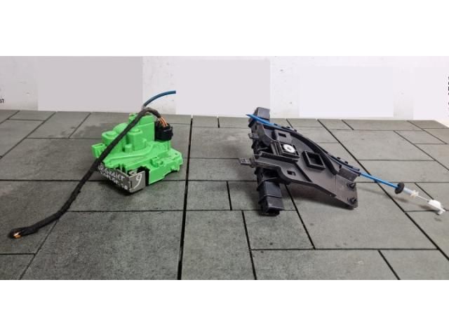 bontott ALFA ROMEO GIULIETTA Bal hátsó Ajtózár