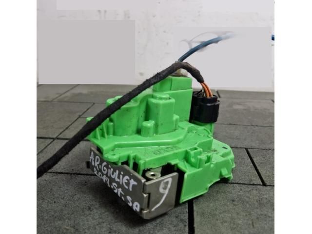 bontott ALFA ROMEO GIULIETTA Bal hátsó Ajtózár