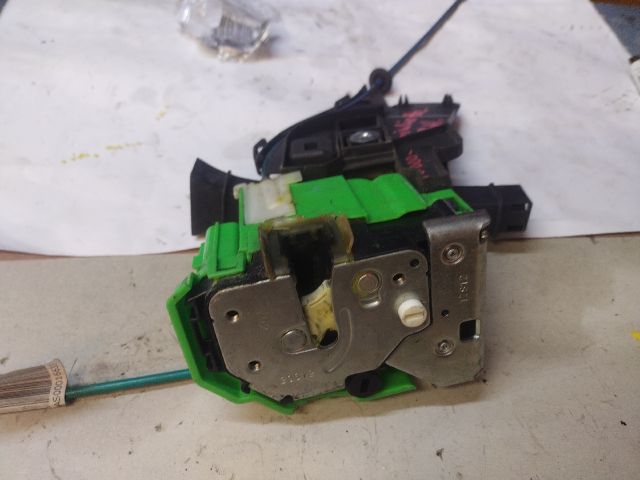 bontott ALFA ROMEO GIULIETTA Bal hátsó Ajtózár