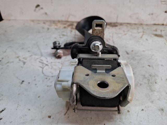 bontott ALFA ROMEO GIULIETTA Bal hátsó Biztonsági Öv