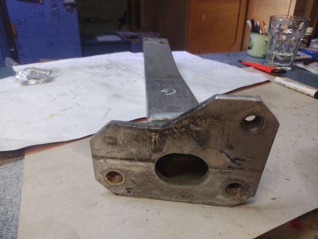 bontott ALFA ROMEO GIULIETTA Bal Lökhárító Tartó Nyúlványvég