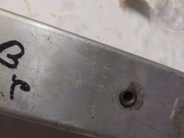 bontott ALFA ROMEO GIULIETTA Bal Lökhárító Tartó Nyúlványvég