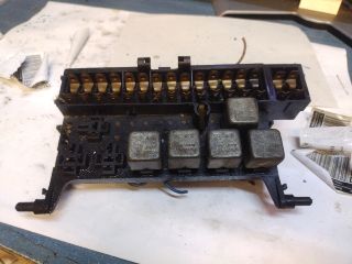 bontott ALFA ROMEO GIULIETTA Biztosítéktábla Utastér