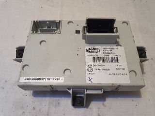 bontott ALFA ROMEO GIULIETTA Biztosítéktábla Utastér