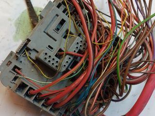 bontott ALFA ROMEO GIULIETTA Biztosítéktábla Utastér