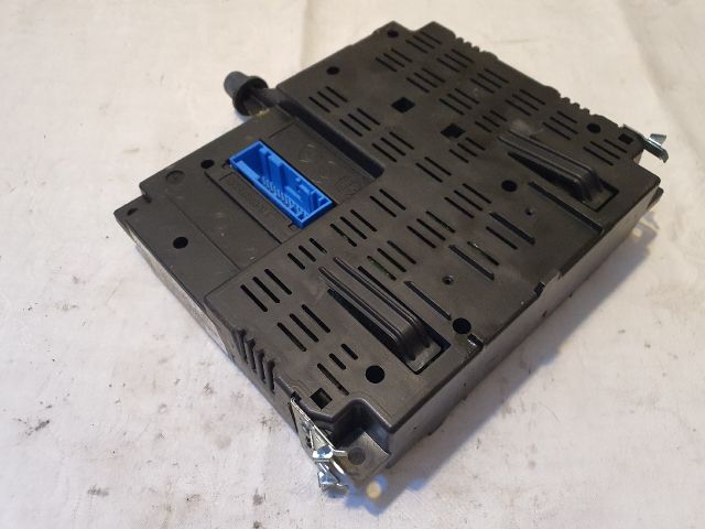 bontott ALFA ROMEO GIULIETTA Bluetooth Elektronika