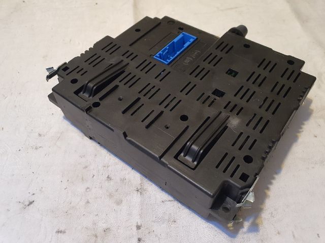 bontott ALFA ROMEO GIULIETTA Bluetooth Elektronika