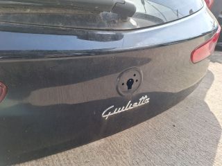 bontott ALFA ROMEO GIULIETTA Csomagtérajtó (Részeivel)