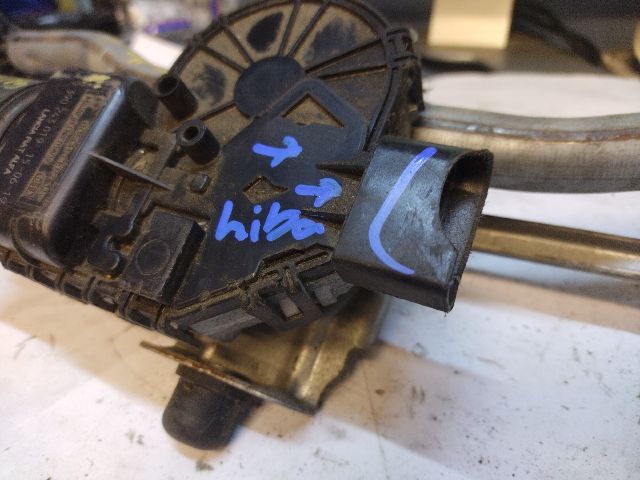 bontott ALFA ROMEO GIULIETTA Első Ablaktörlő Szerkezet Motorral