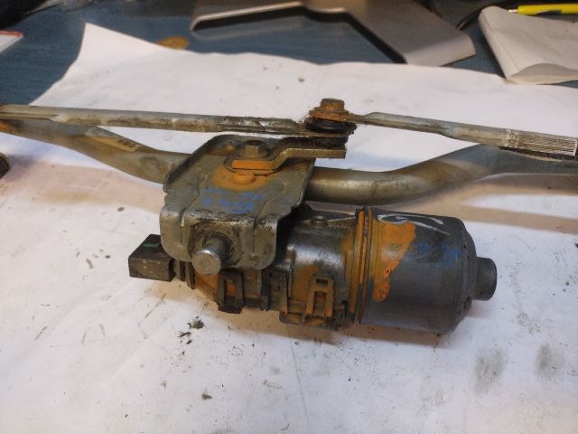 bontott ALFA ROMEO GIULIETTA Első Ablaktörlő Szerkezet Motorral