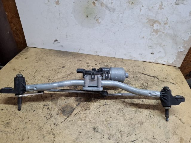 bontott ALFA ROMEO GIULIETTA Első Ablaktörlő Szerkezet Motorral