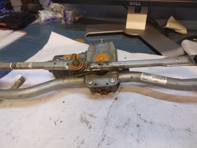 bontott ALFA ROMEO GIULIETTA Első Ablaktörlő Szerkezet Motorral