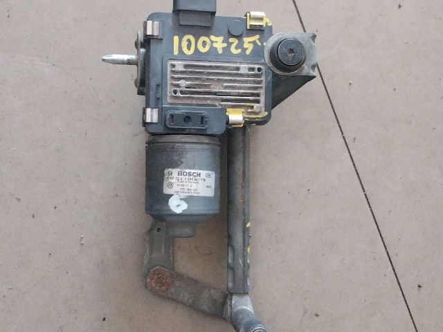 bontott ALFA ROMEO GIULIETTA Első Ablaktörlő Szerkezet Motorral