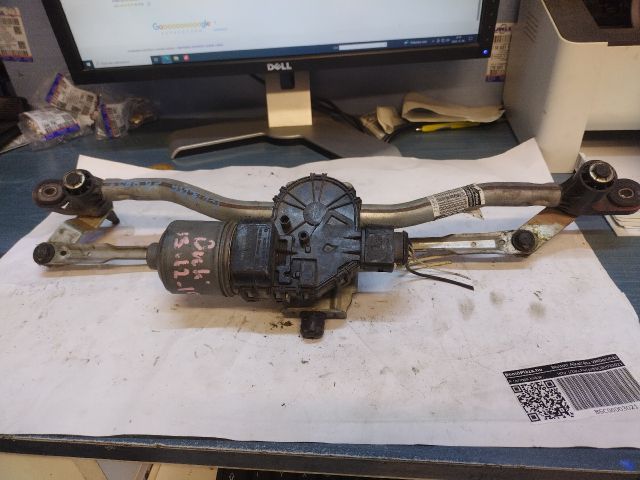 bontott ALFA ROMEO GIULIETTA Első Ablaktörlő Szerkezet Motorral