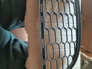 bontott ALFA ROMEO GIULIETTA Első Lökhárító Alsó Középső Díszrács