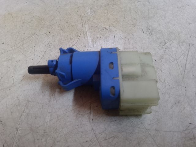 bontott ALFA ROMEO GIULIETTA Fék Pedál Kapcsoló