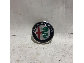 bontott ALFA ROMEO GIULIETTA Felniközép (1 db)