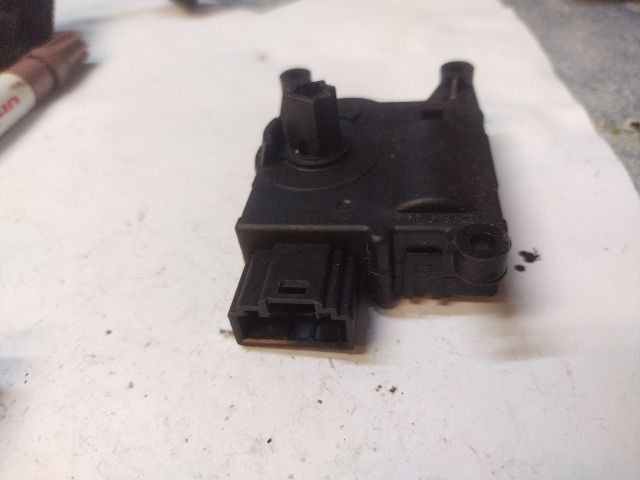 bontott ALFA ROMEO GIULIETTA Fűtés Állító Motor