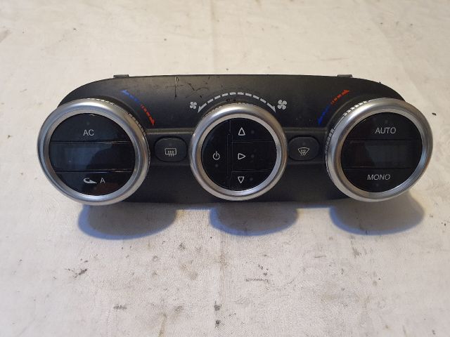 bontott ALFA ROMEO GIULIETTA Fűtéskapcsoló (digit klímás)