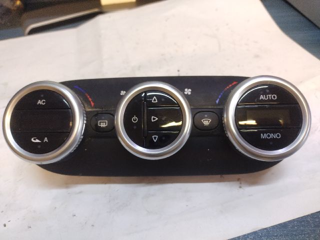 bontott ALFA ROMEO GIULIETTA Fűtéskapcsoló (digit klímás)