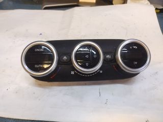 bontott ALFA ROMEO GIULIETTA Fűtéskapcsoló (digit klímás)