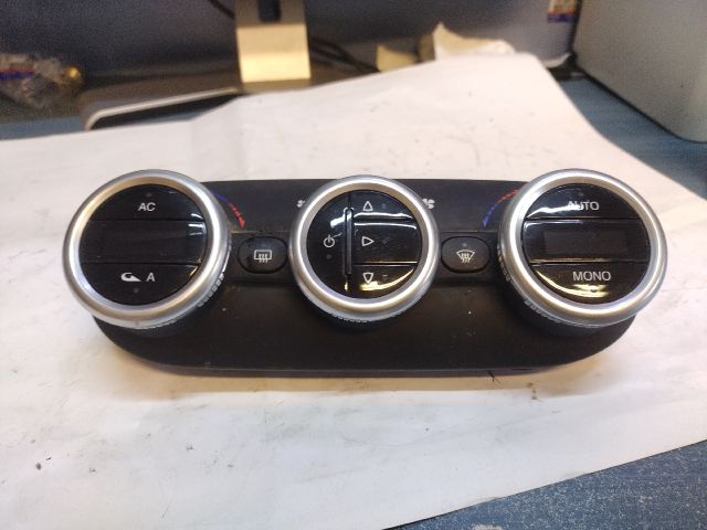 bontott ALFA ROMEO GIULIETTA Fűtéskapcsoló (digit klímás)