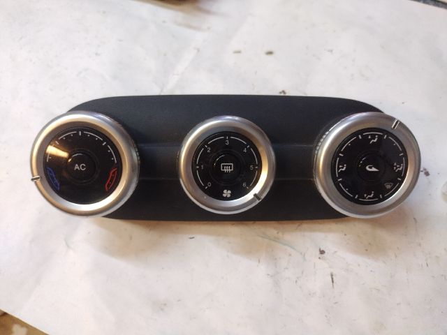 bontott ALFA ROMEO GIULIETTA Fűtéskapcsoló (manuális klímás)