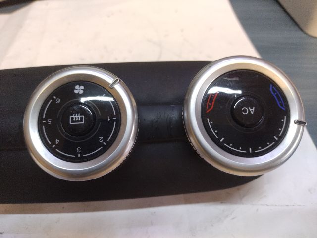 bontott ALFA ROMEO GIULIETTA Fűtéskapcsoló (manuális klímás)