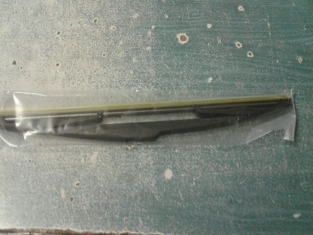 bontott ALFA ROMEO GIULIETTA Hátsó Ablaktörlő Kar