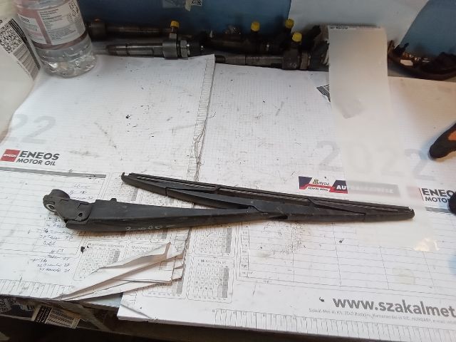 bontott ALFA ROMEO GIULIETTA Hátsó Ablaktörlő Kar