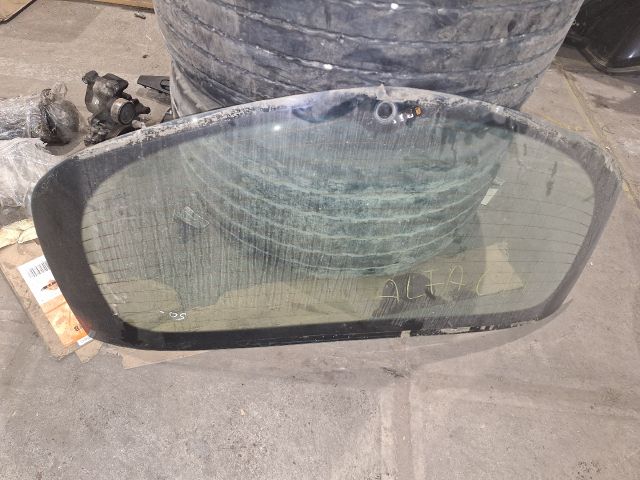 bontott ALFA ROMEO GIULIETTA Hátsó Szélvédő