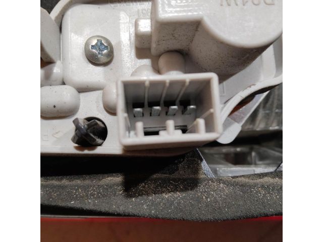 bontott ALFA ROMEO GIULIETTA Jobb Belső Hátsó Lámpa