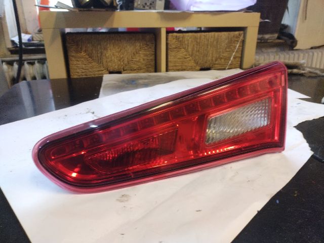 bontott ALFA ROMEO GIULIETTA Jobb Belső Hátsó Lámpa
