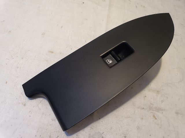 bontott ALFA ROMEO GIULIETTA Jobb első Ablakemelő Kapcsoló